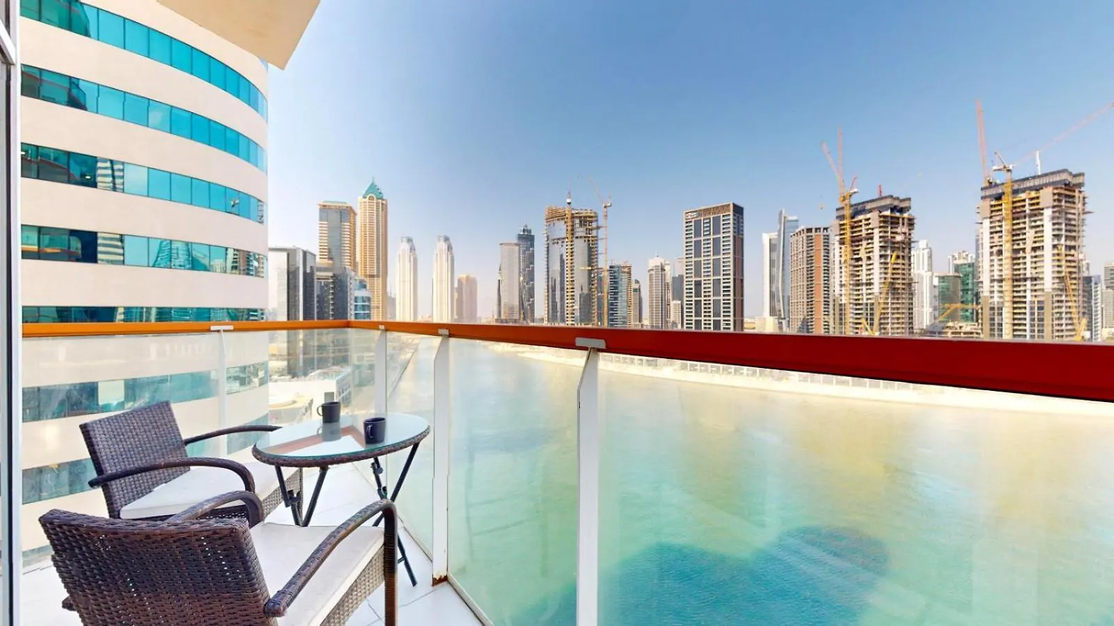 Binghatti - Cozy Two Bed With Burj Khalifa View Dubai